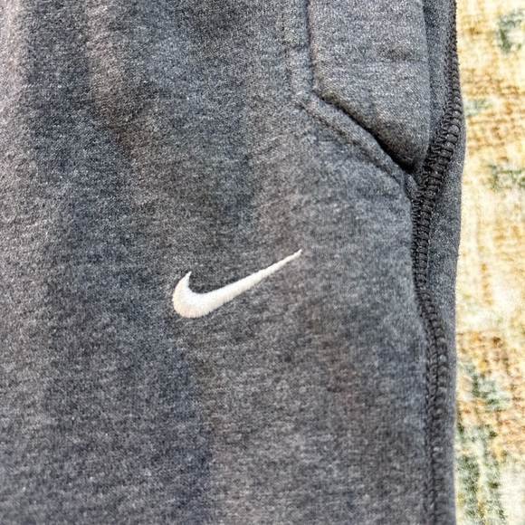 Medium Nike Sweats Grey Women's - Picture 2 of 7
